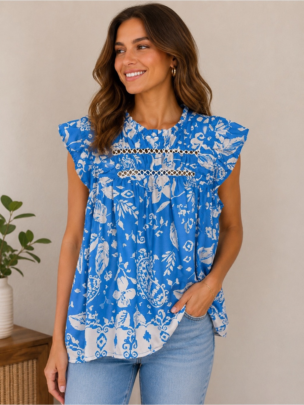 🌺 Umgee Blue & White Floral Ruffle Top